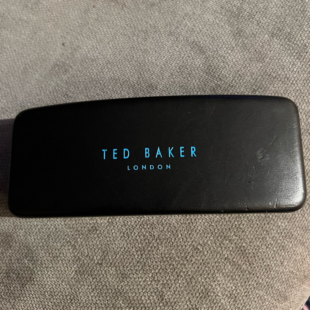 Ted Baker Sunglasses / Eyewear Case